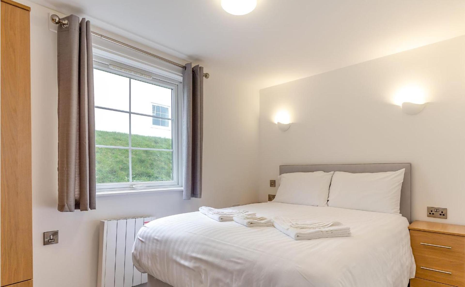 Lovely Ilfracombe Apartment 2 Bedrooms Num 3 Eksteriør bilde