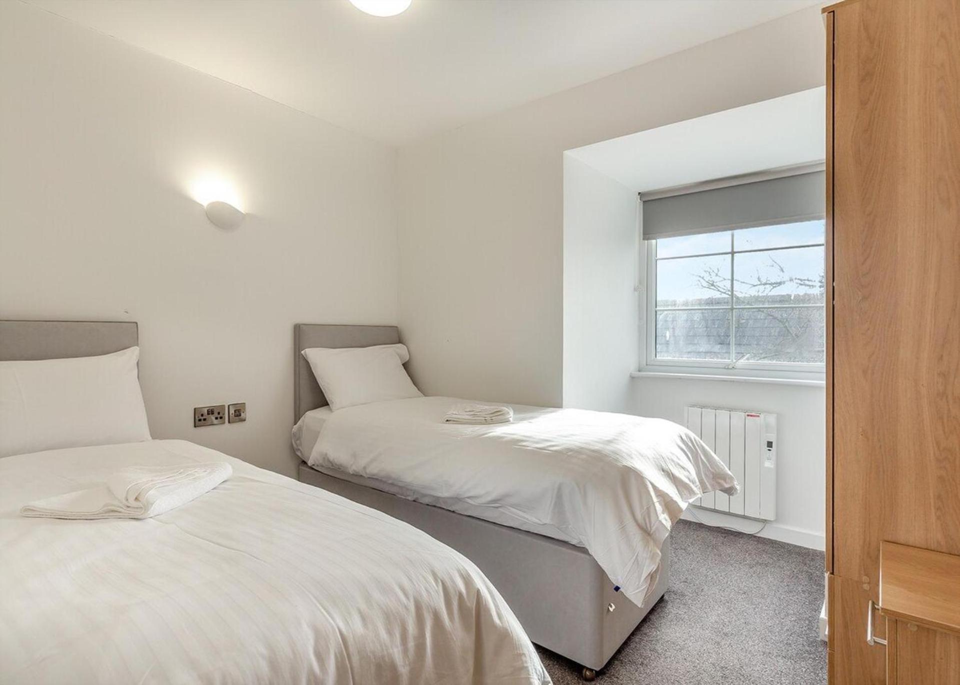 Lovely Ilfracombe Apartment 2 Bedrooms Num 3 Eksteriør bilde